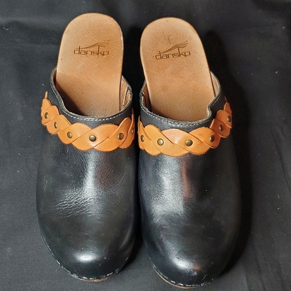 Dansko Shoes - Dansko Rach Clogs